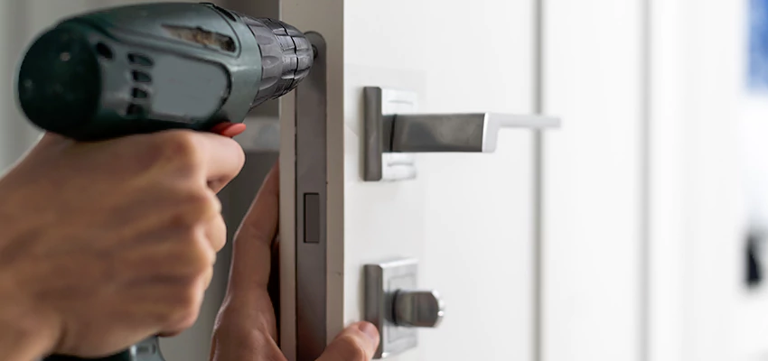 Locksmith For Lock Replacement Near Me in Los Angeles, CA