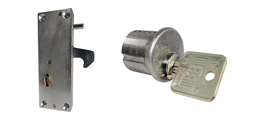 RR Fence Gates Brink Locks Repair in Los Angeles, California